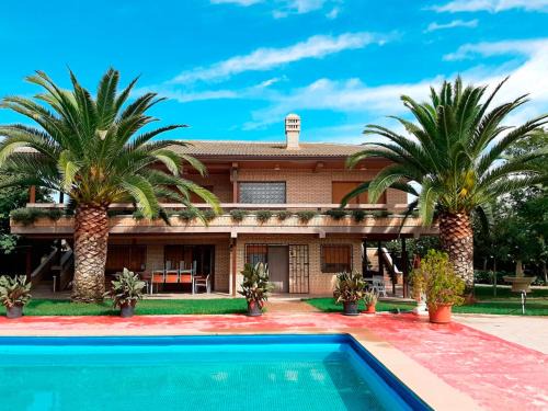 Alfaro Villa | VILLA AFRICA