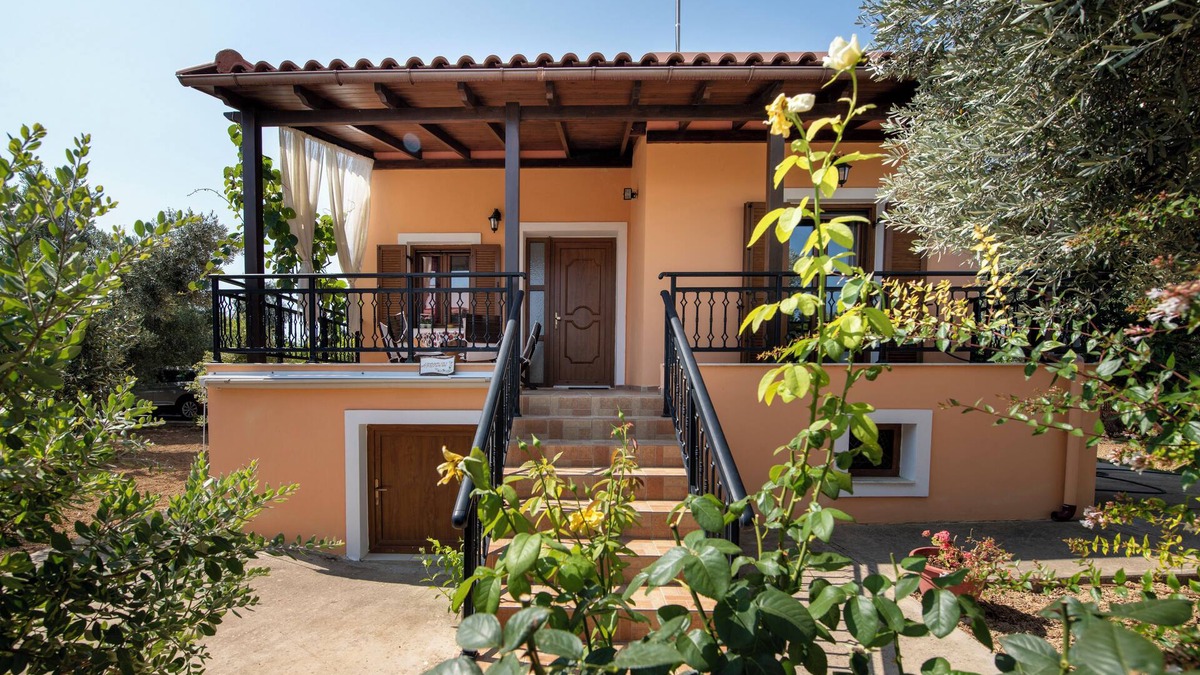 Asteri Villa | Villa Afroditi - Spend your vacations in Cretan nature!