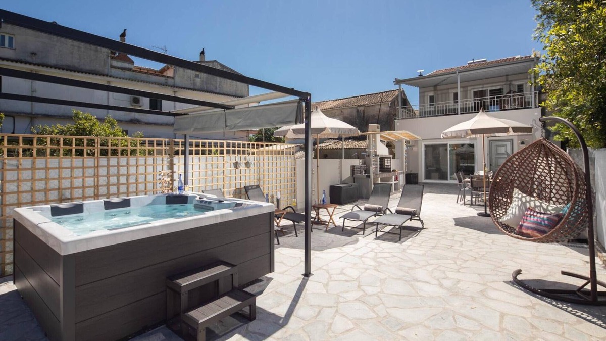 Potamos Villa | Villa 'Aggelle' with Private Terrace, Wi-Fi and Air Conditioning