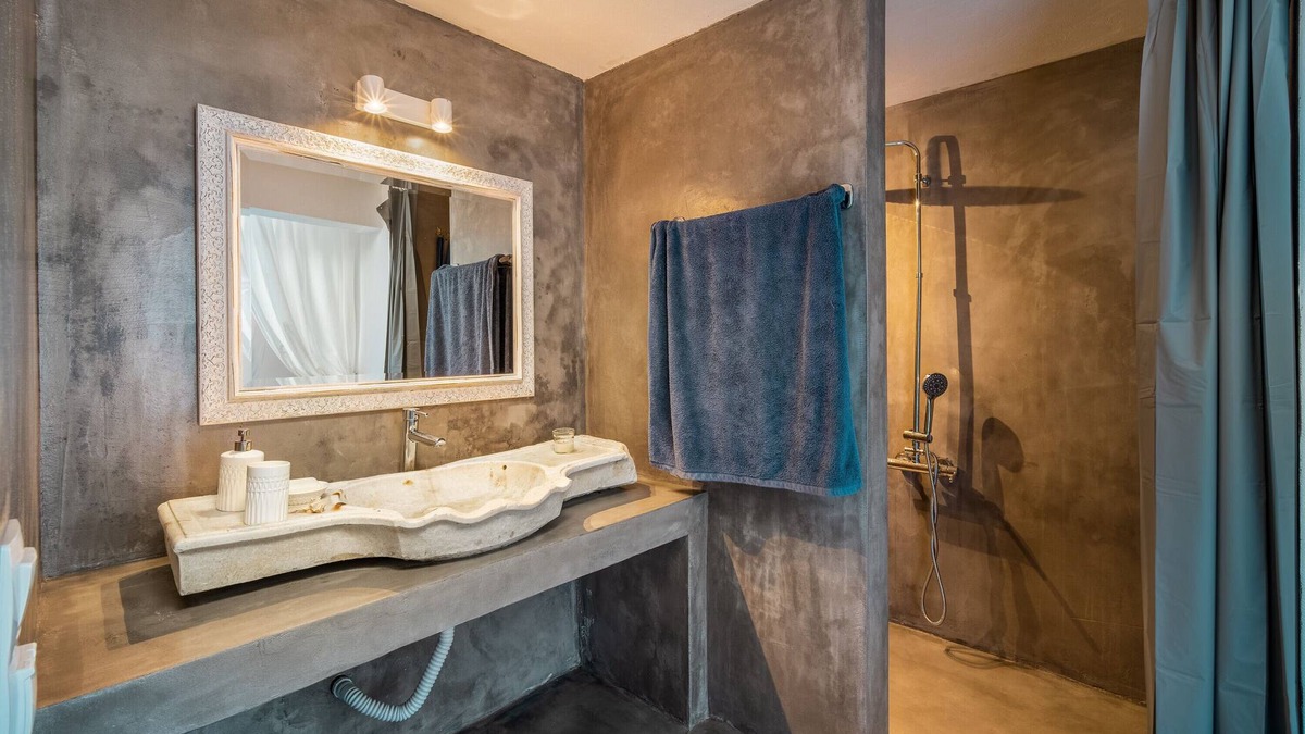 Livadi Villa | Villa 'Aglaia' with Private Terrace, Wi-Fi and Air Conditioning