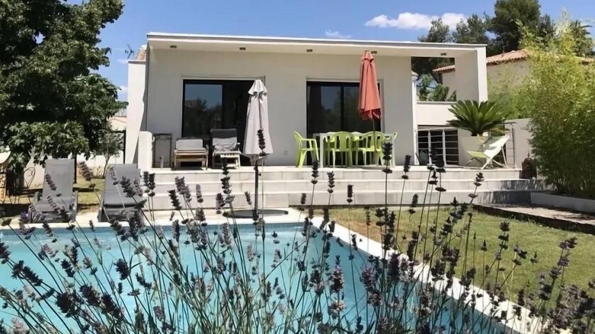 Fabregues Villa | Villa air conditioning, swimming pool. near Palavas Montpellier, Sète. 2nd 15th August available