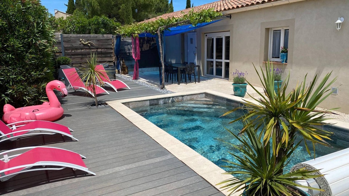 Tavel Villa | Villa Alba: Sunlit Comfort in Lirac