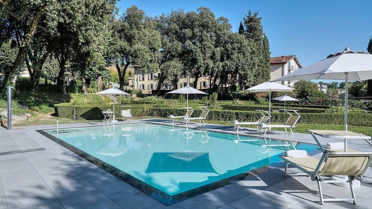 Ronta Villa | Villa Aldina: A spacious and welcoming villa in a history-rich eighteenth-century estate, with Free WI-FI.
