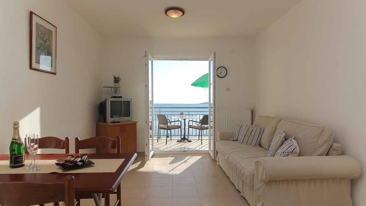 Gradac Apartment | VILLA ALEX One-Bedroom Apartment (ANA)