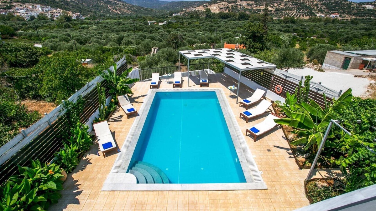 Kalo Chorio Villa | Villa Alexis House by Villa Plus