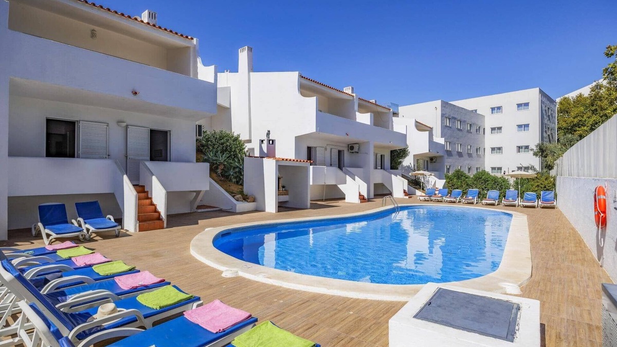 Montechoro Villa | Villa Altis Park by Villa Plus