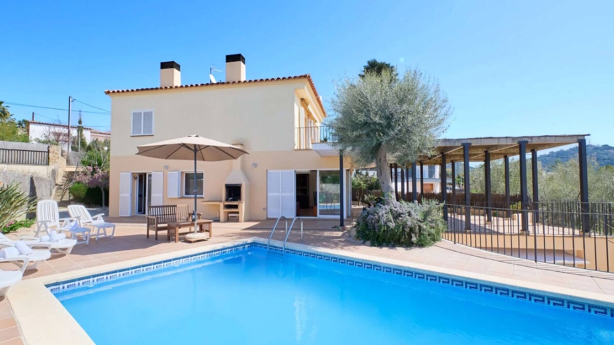Blanes Villa | VILLA ALVAMAR Summary