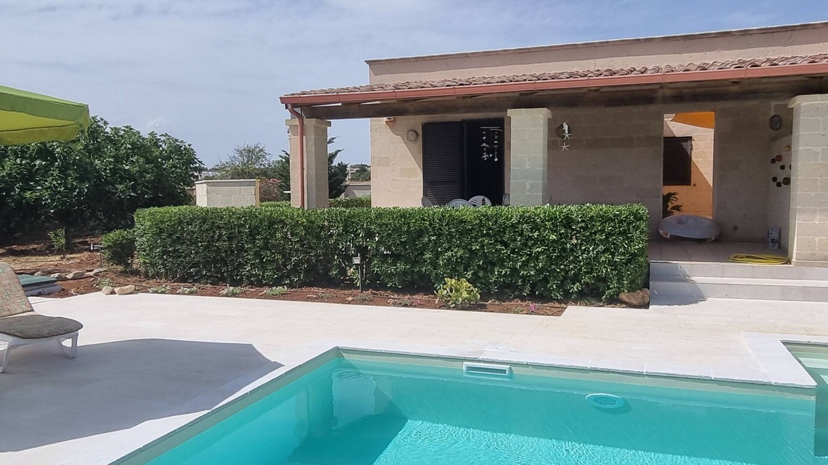Manduria House | VILLA AMICORUM House WEST, pool 10 x 4 m