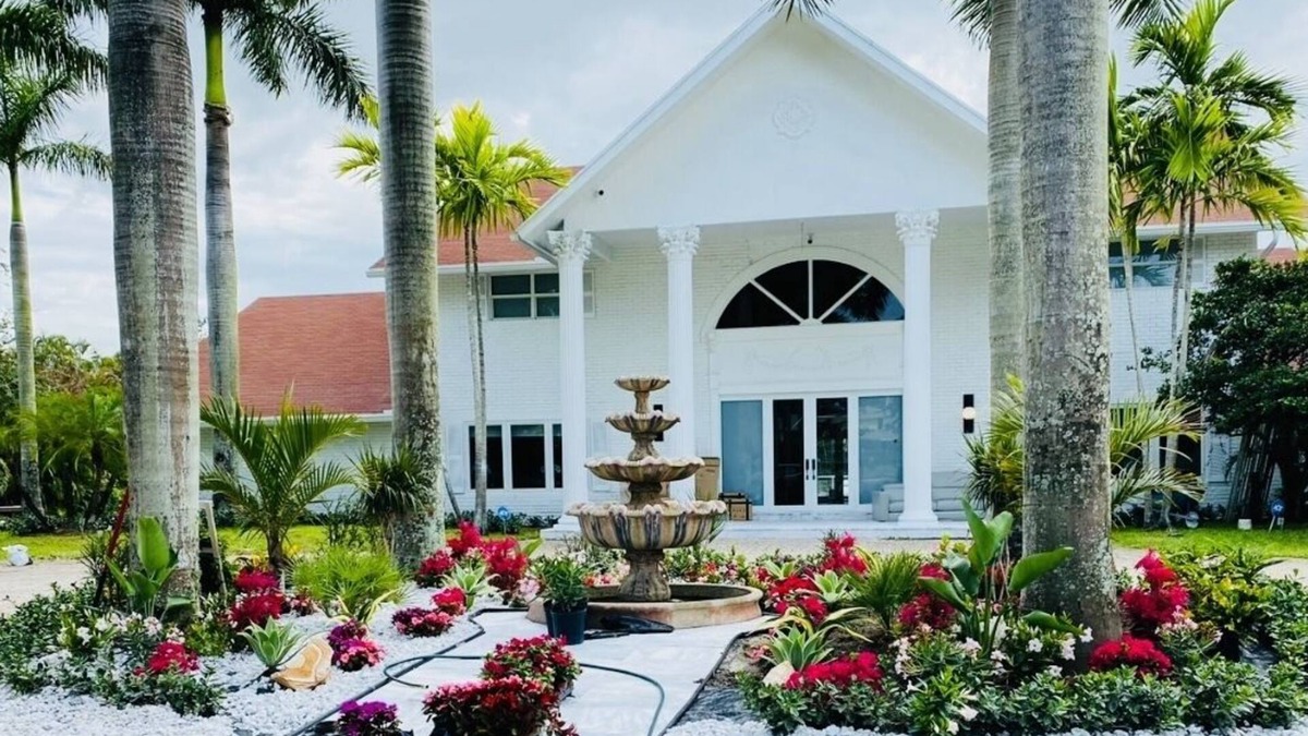 Delray Beach House | Villa Amore Private Estate on 3 Acres