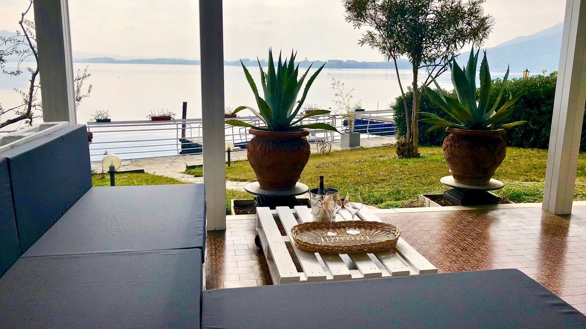 Predore Hotel | Villa Anastasye