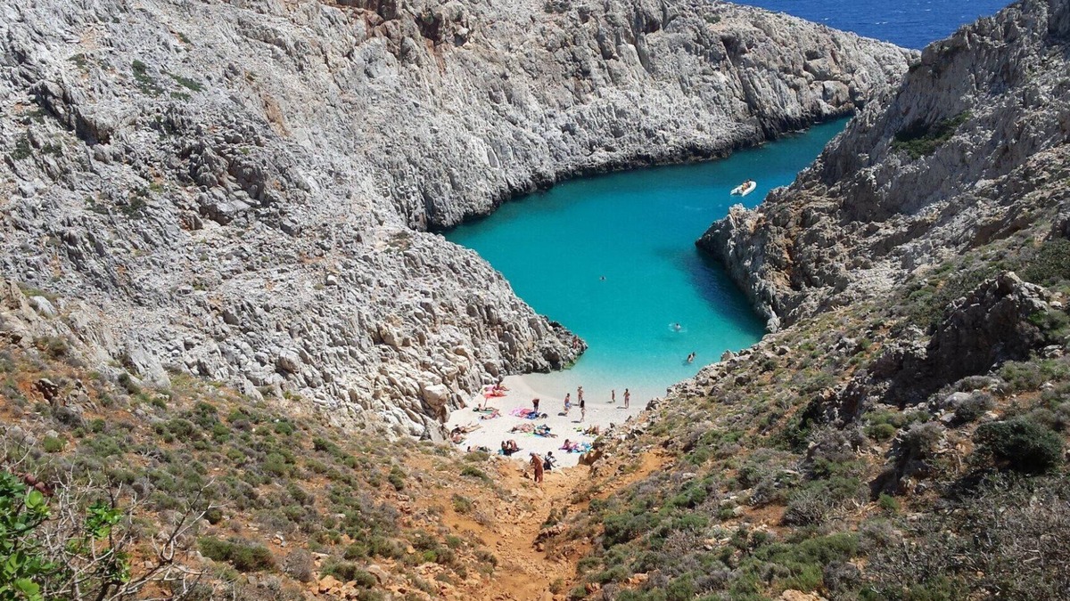 Sternes Villa | Villa Anemi