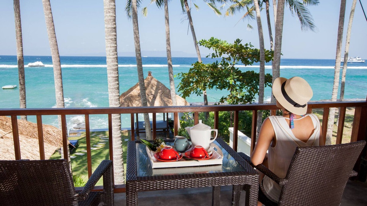 Candi Dasa Villa | Villa Anjani - Idyllic Beachfront Bali Getaway in Candidasa