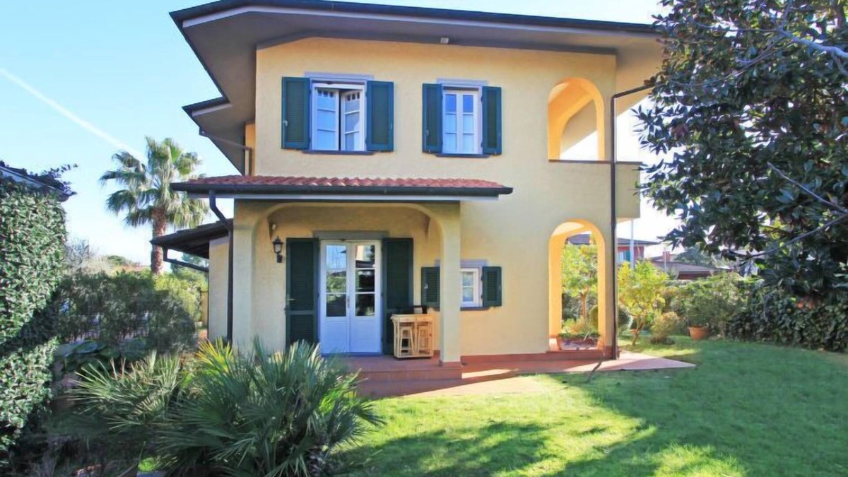 Forte dei Marmi House | Villa Anna by Interhome