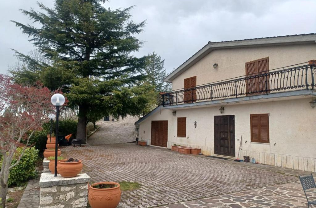 Jenne House | VILLA ANNA