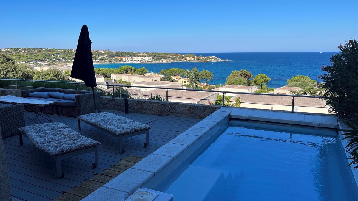 Marine de Saint Ambroggio Villa | Villa apartment Terrace 200 m Panoramic sea view swimming pool beach