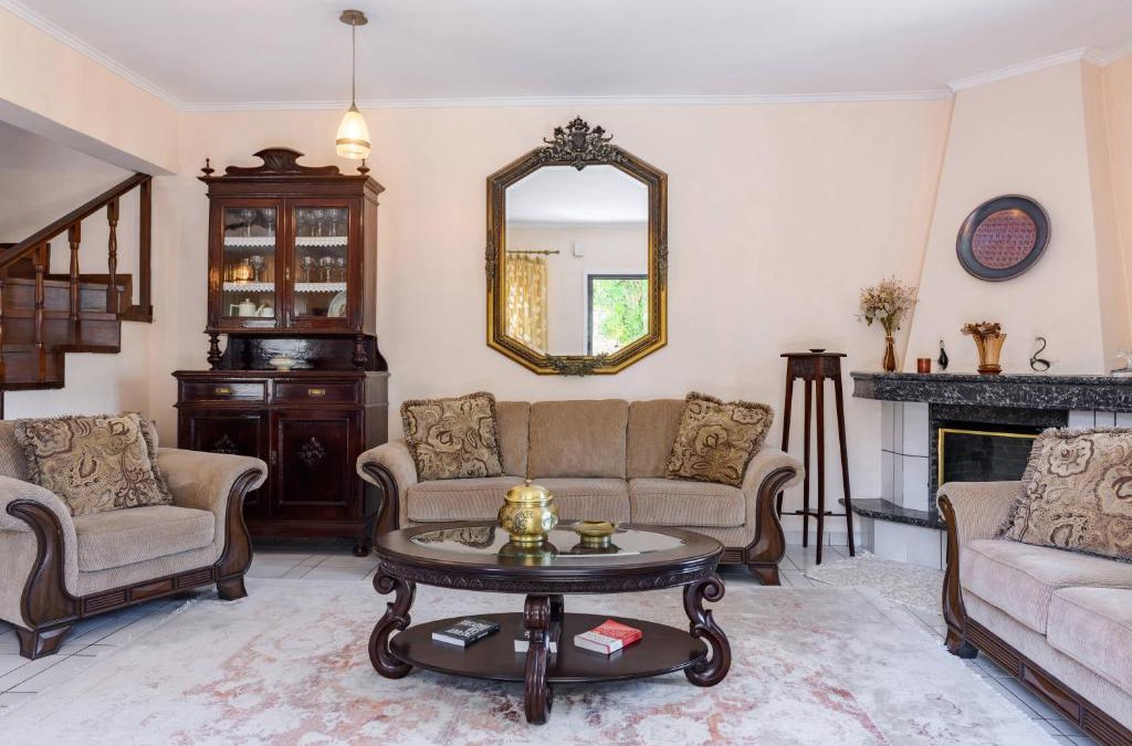 Corfu Town Villa | Villa Armeni by CorfuEscapes