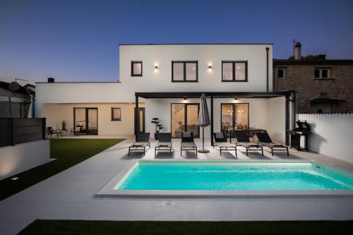 Loborika Villa | Villa Artis