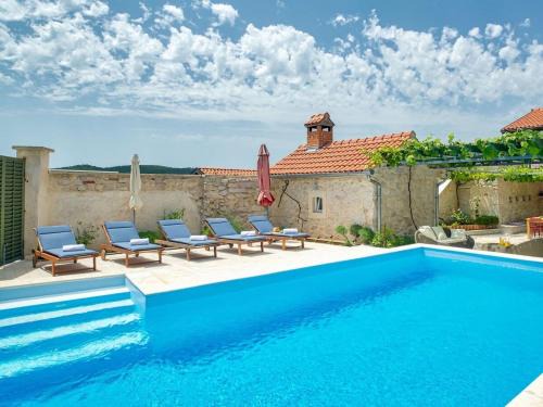 Benkovac Villa | Villa Asteralis