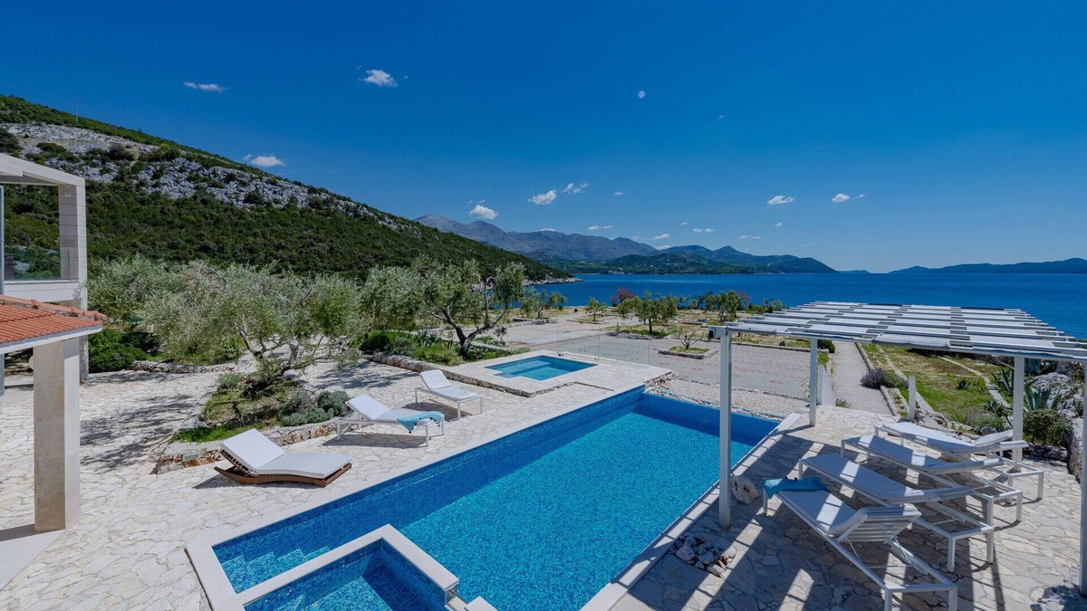 Ston Villa | Villa Auras with Heated Pool
