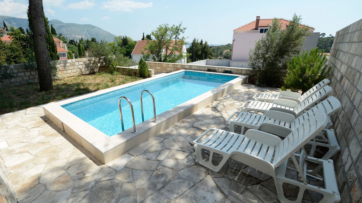 Srebreno House | Villa Avantgarde B&B