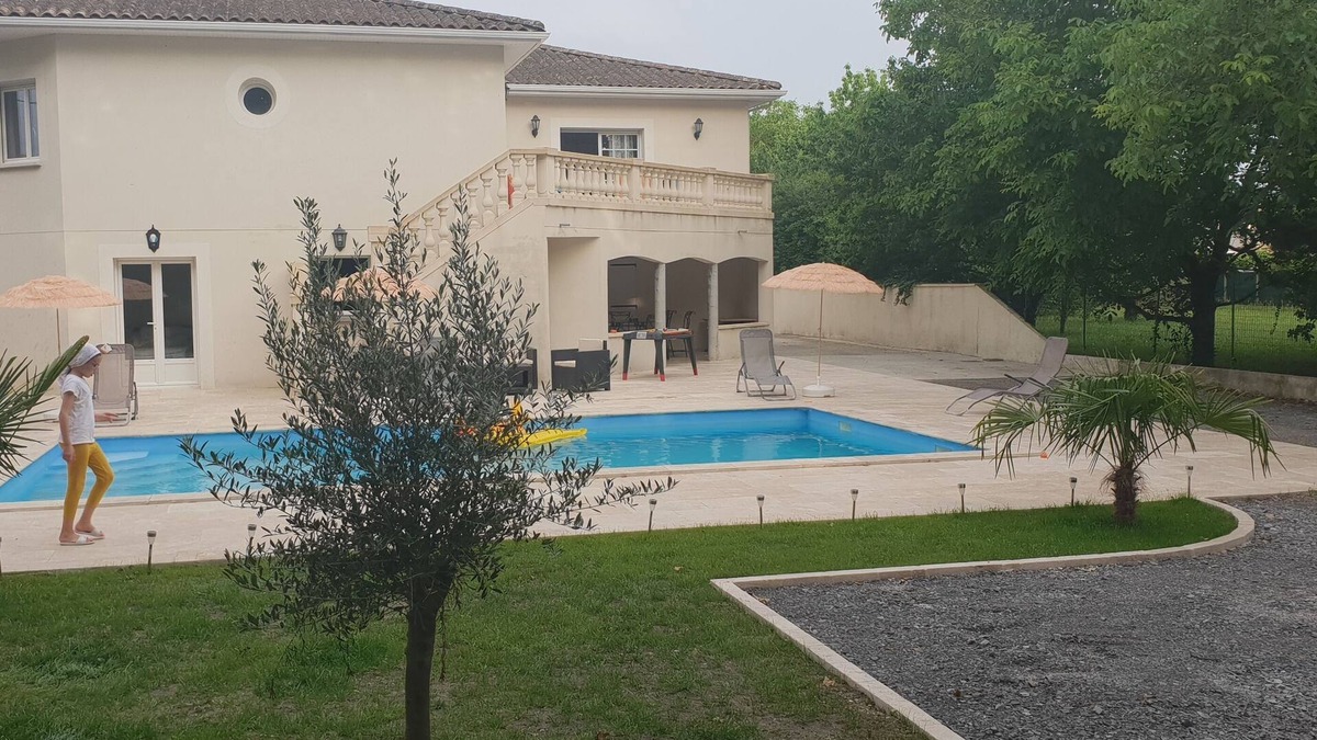 Bassens Villa | Villa Avec Piscine