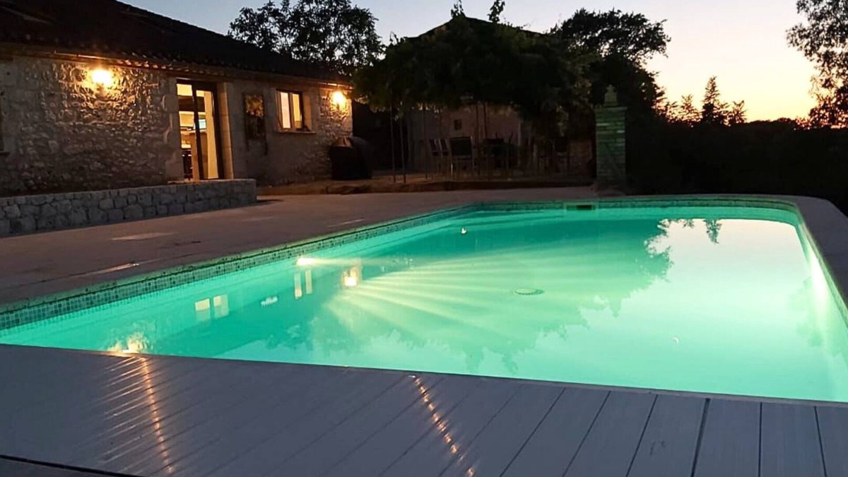Saint-Beauzeil House | Villa Avec Piscine en Campagne Sans vis à Vis/animaux Acceptés
