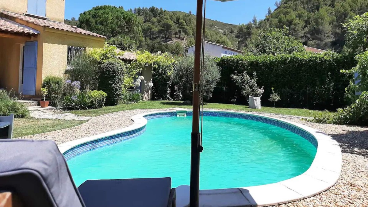 Boulbon Villa | Villa Avec Piscine Entre Avignon et les Alpilles