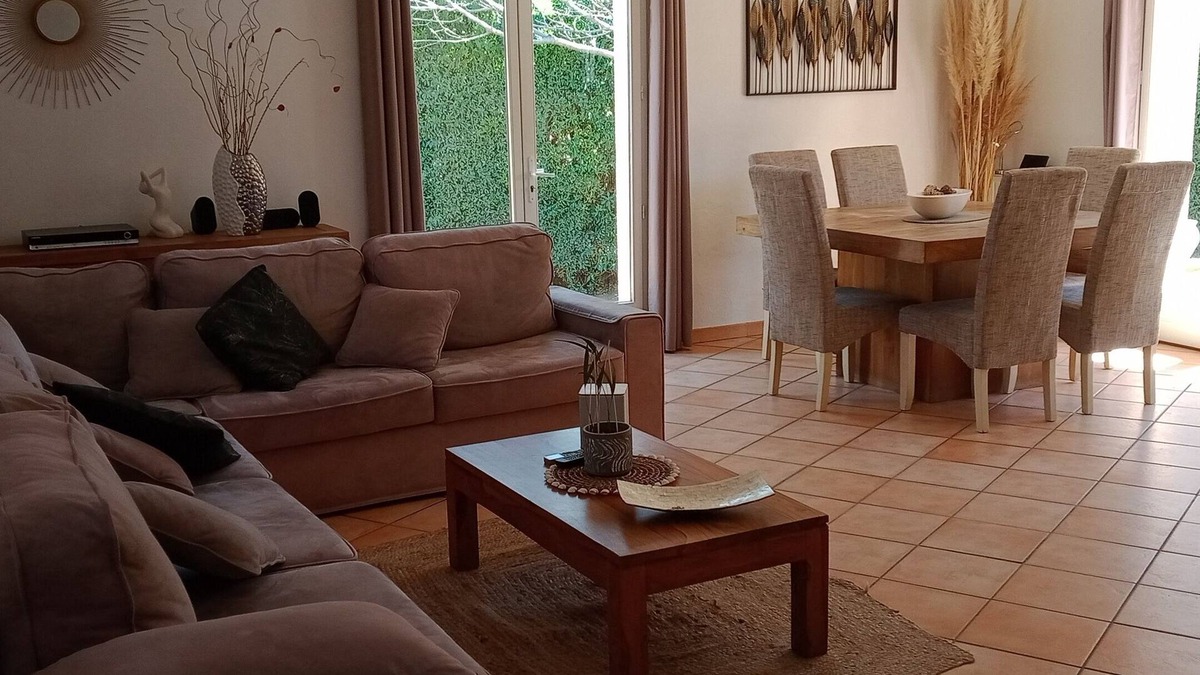 Bompas Villa | Villa Avec Piscine et Jardin Privé a 10 mn de la mer