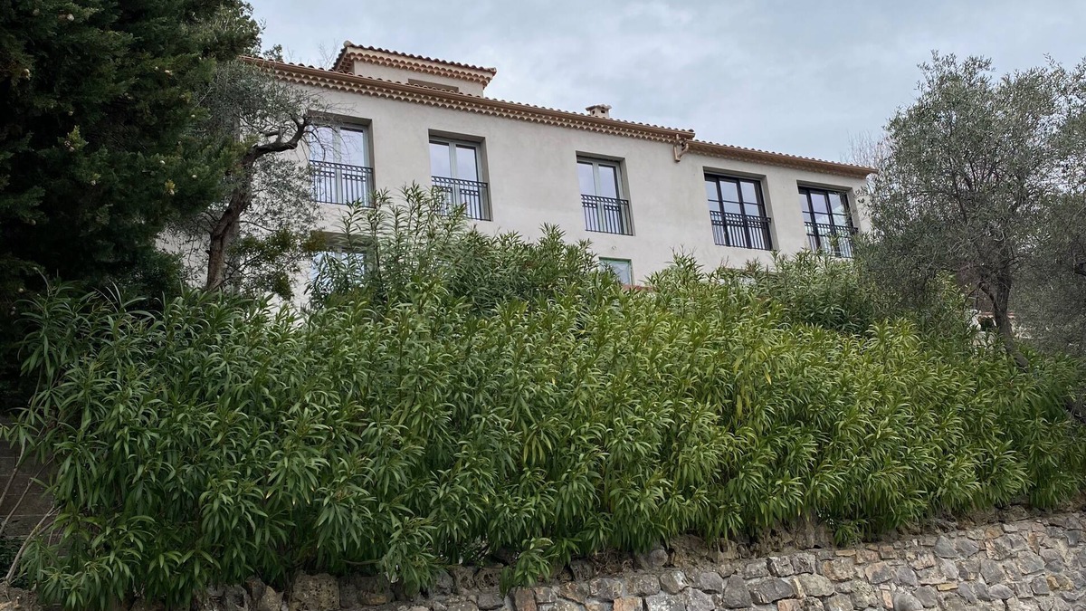 Les Baraques Villa | Villa Avec Piscine, vue les Alpes, Village de Mougins et la mer