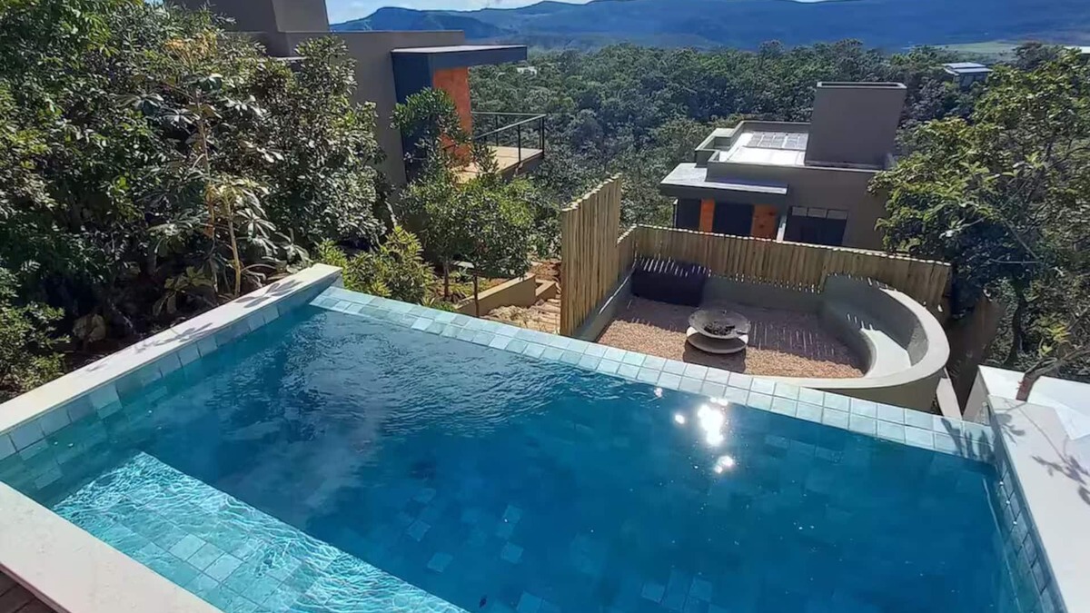 Alto Paraiso de Goias Ski Chalet | Villa Azaleia (1), comfort with heated pool