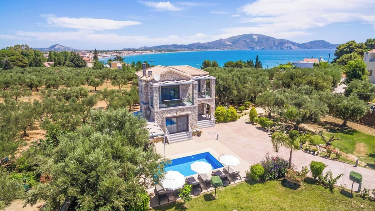 Agios Sostis Villa | Villa Azure Palatial