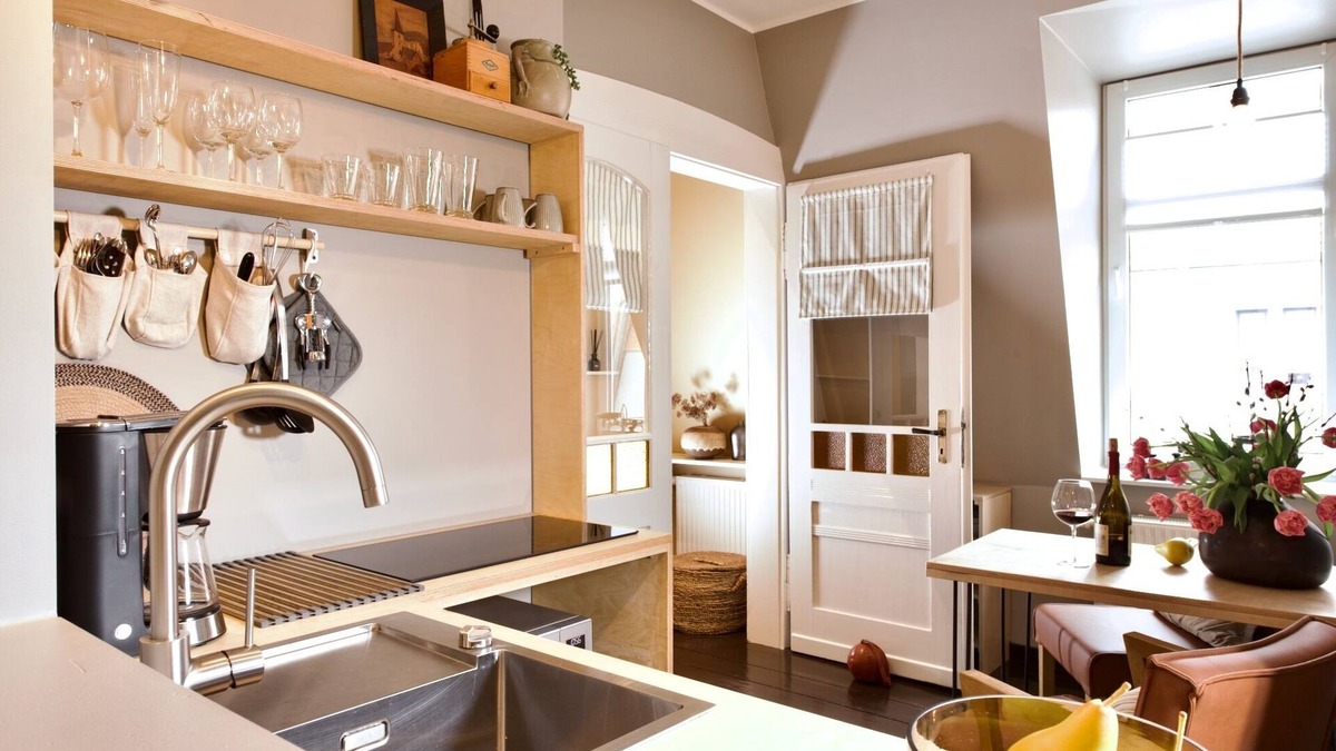 Gotha Apartment | Villa B-New spirit within old walls: luxurious living in the residential town of Gotha