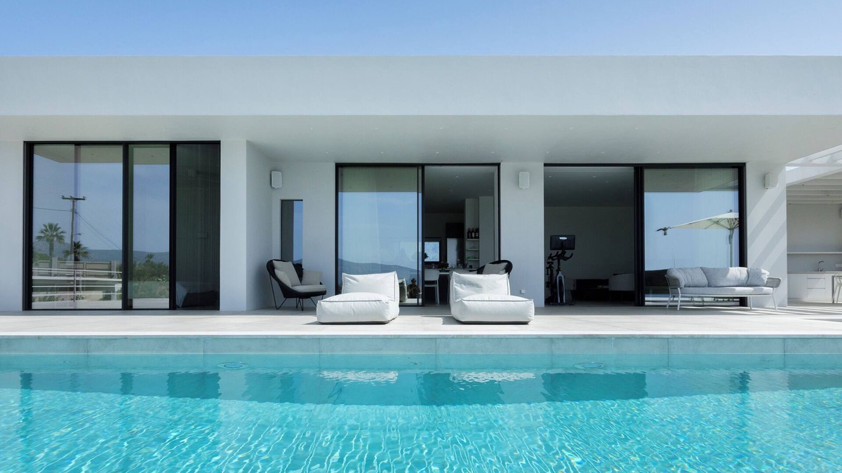 Kilada Villa | Villa Bella Vita | Where Comfort Meets Coastal Beauty