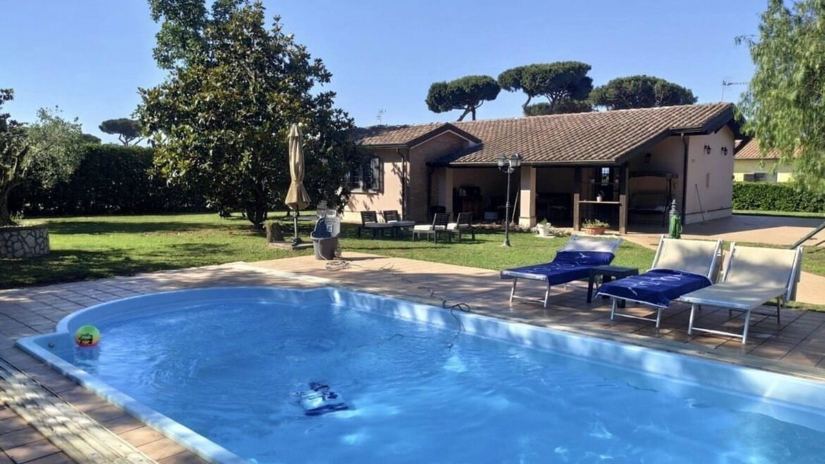 Sabaudia House | Villa Bella with pool in exclusive use