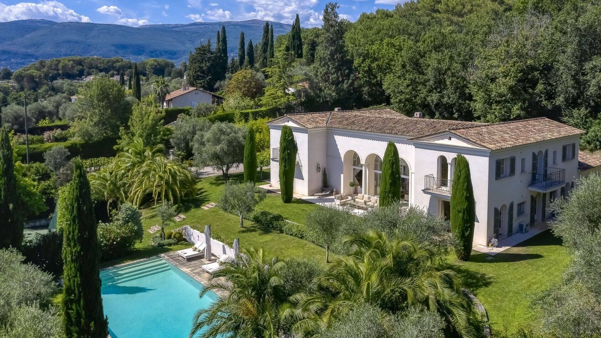 Chateauneuf-Grasse Villa | Villa Bellecour - with tennis court
