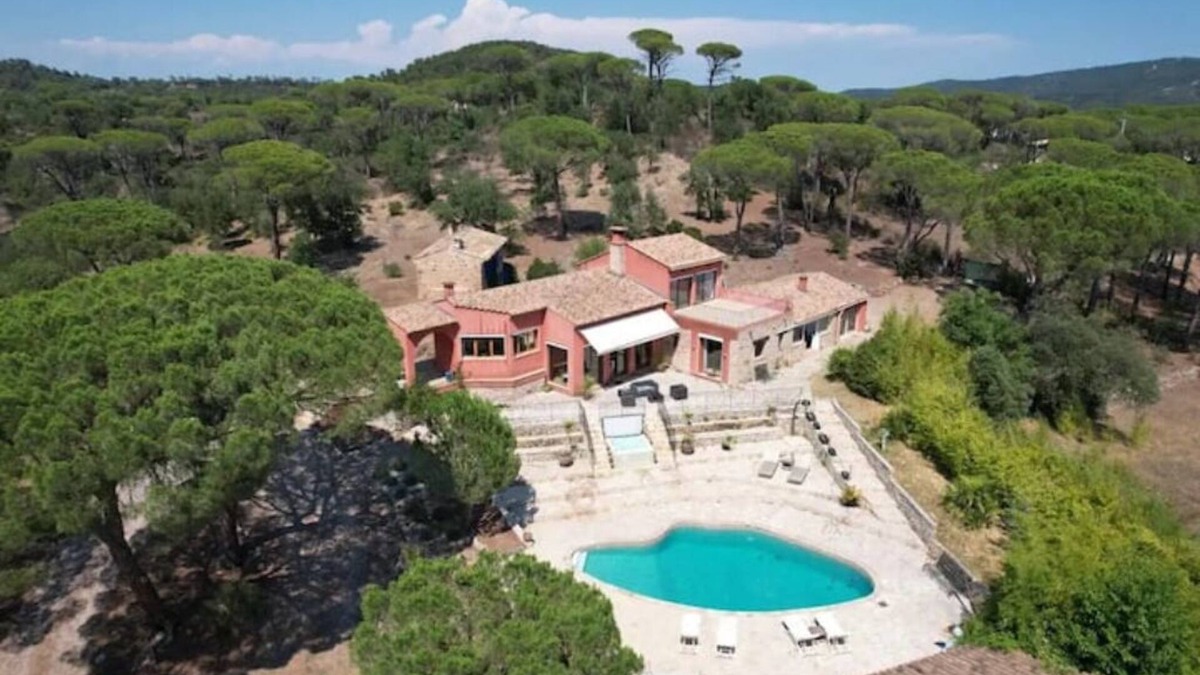 Vidauban Villa | Villa+Bergerie du peyloubier