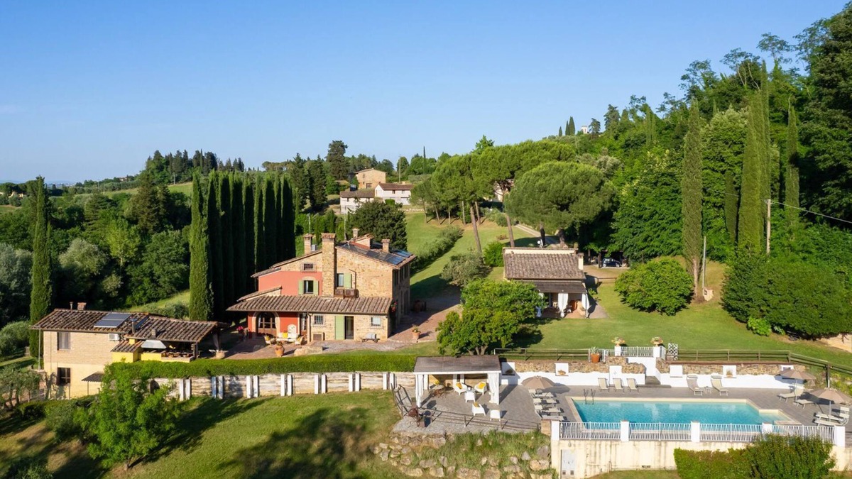 Gambassi Terme Villa | Villa Bernardone - Six Bedroom Villa, Sleeps 14
