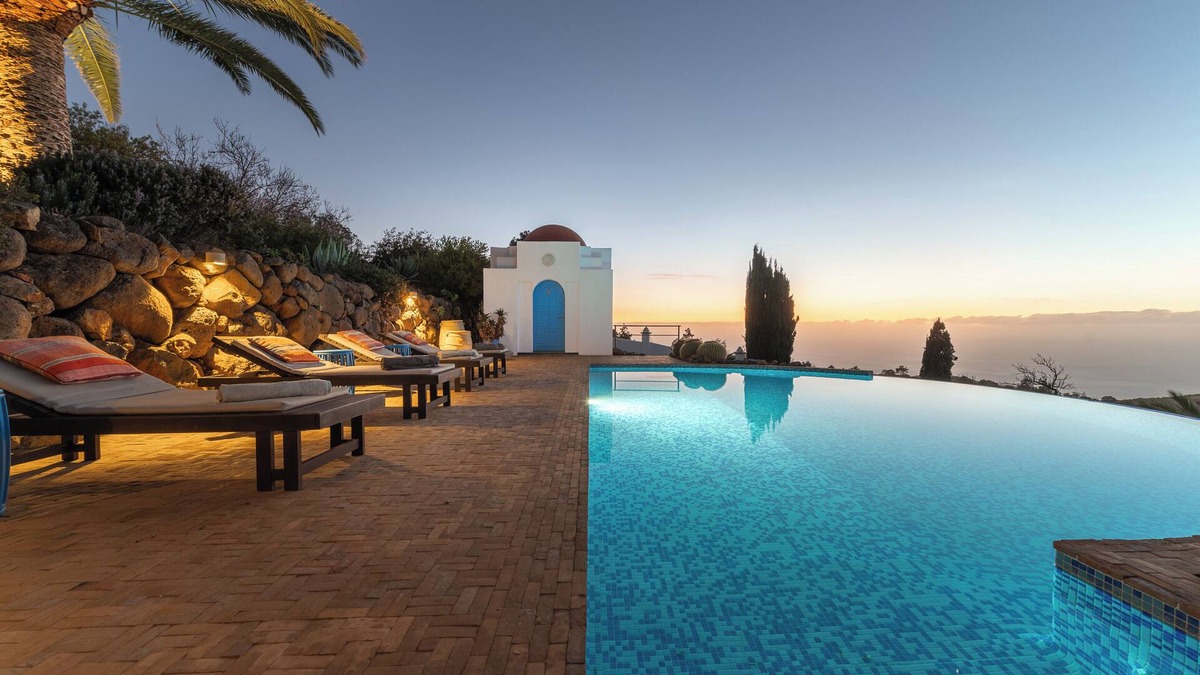 Puntagorda Villa | VILLA BOTÁNICOnManor house with park-like garden and 180° Atlantic views