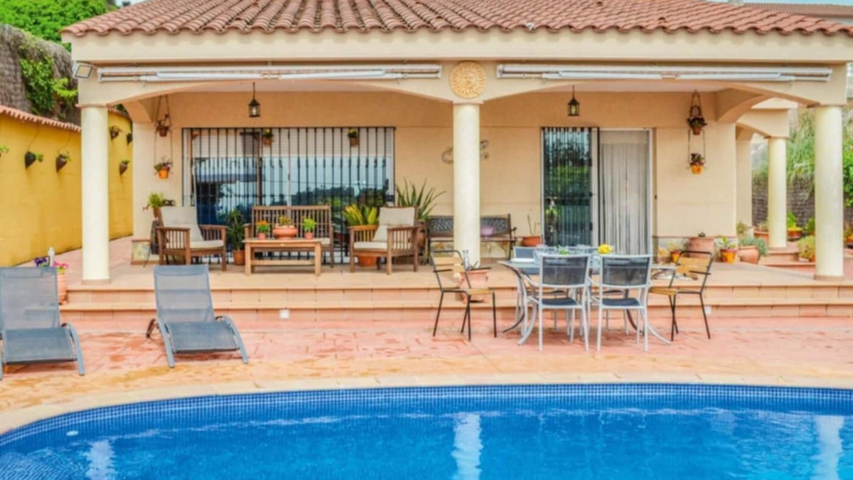 Lloret Blau Villa | VILLA BRAVA 9 PERSONS LLORET DE MAR