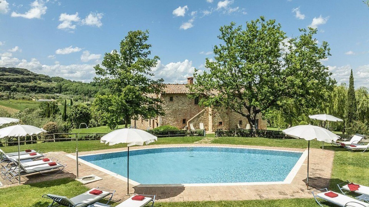 Sant'Albino Villa | Villa Bravio: A characteristic and welcoming two-story villa made of stone, with Free WI-FI.