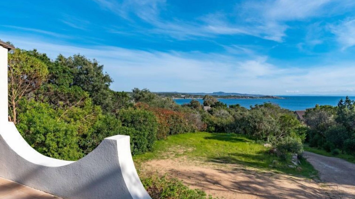 Pianotolli-Caldarello House | Villa Bruzzi by Interhome