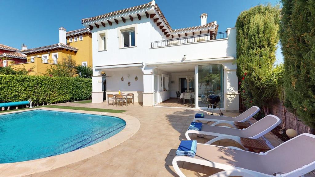 Torre-Pacheco Villa | Villa Burgess - A Murcia Holiday Rentals Property
