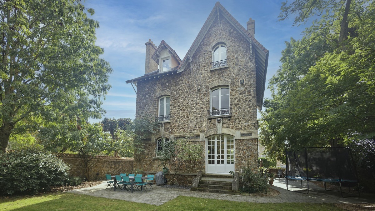 Le Chesnay House | Villa Colombe - Les Demoiselles à Versailles
