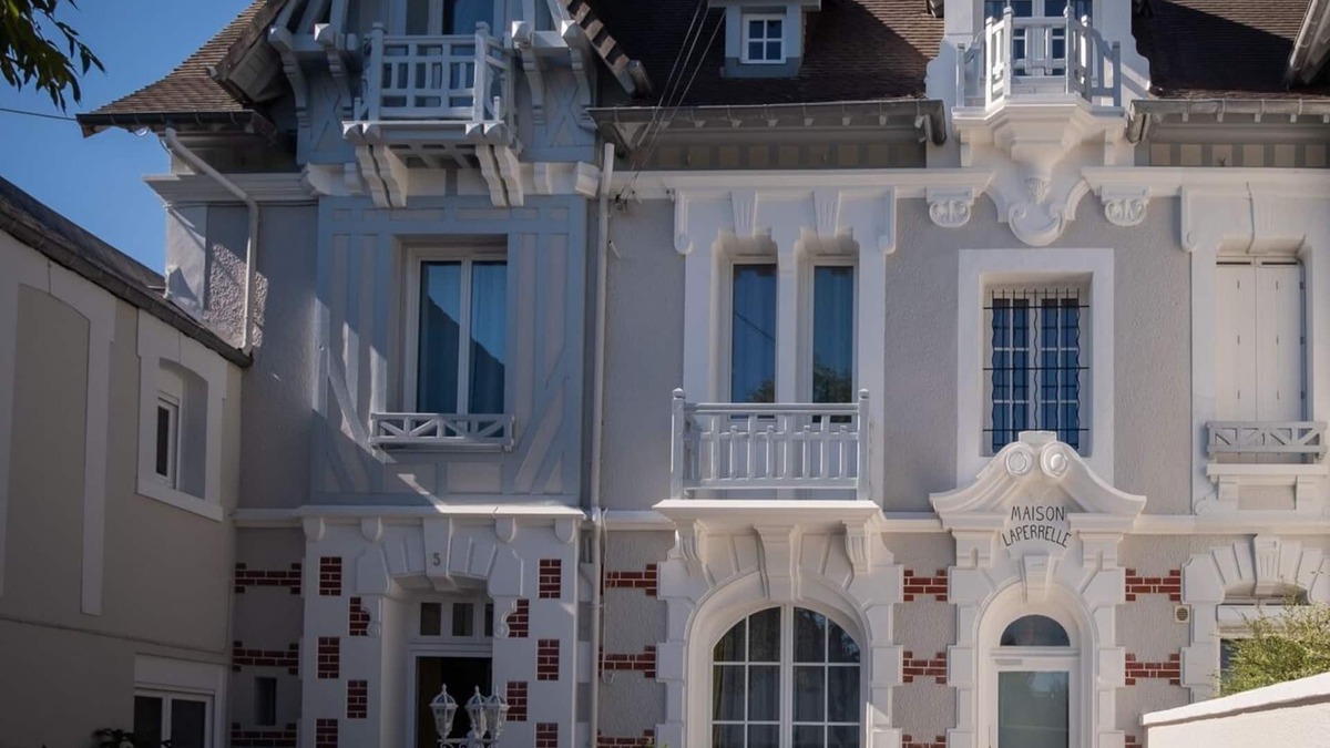 Cabourg Villa | VILLA CABOURG center, beautifully renovated, garden, wifi, jacuzzi
