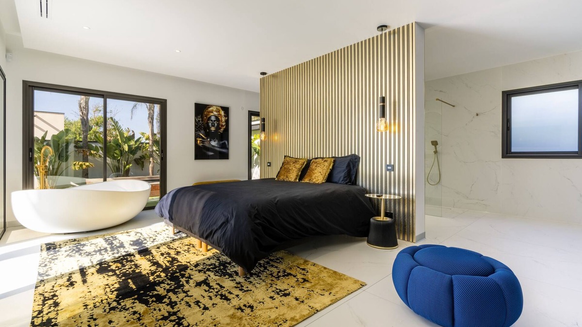 Cap d'Agde Villa | Villa California, chic design steps from the sea