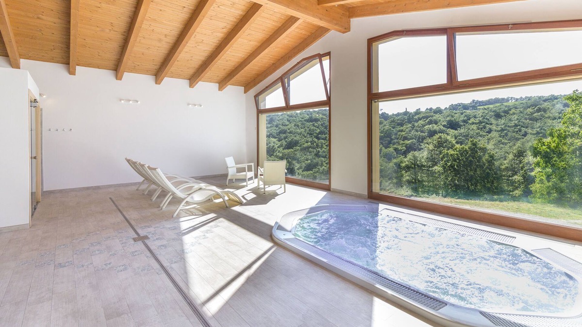 Sansepolcro Villa | Villa Cantone with view, private pool and private SPA, perfect for groups!