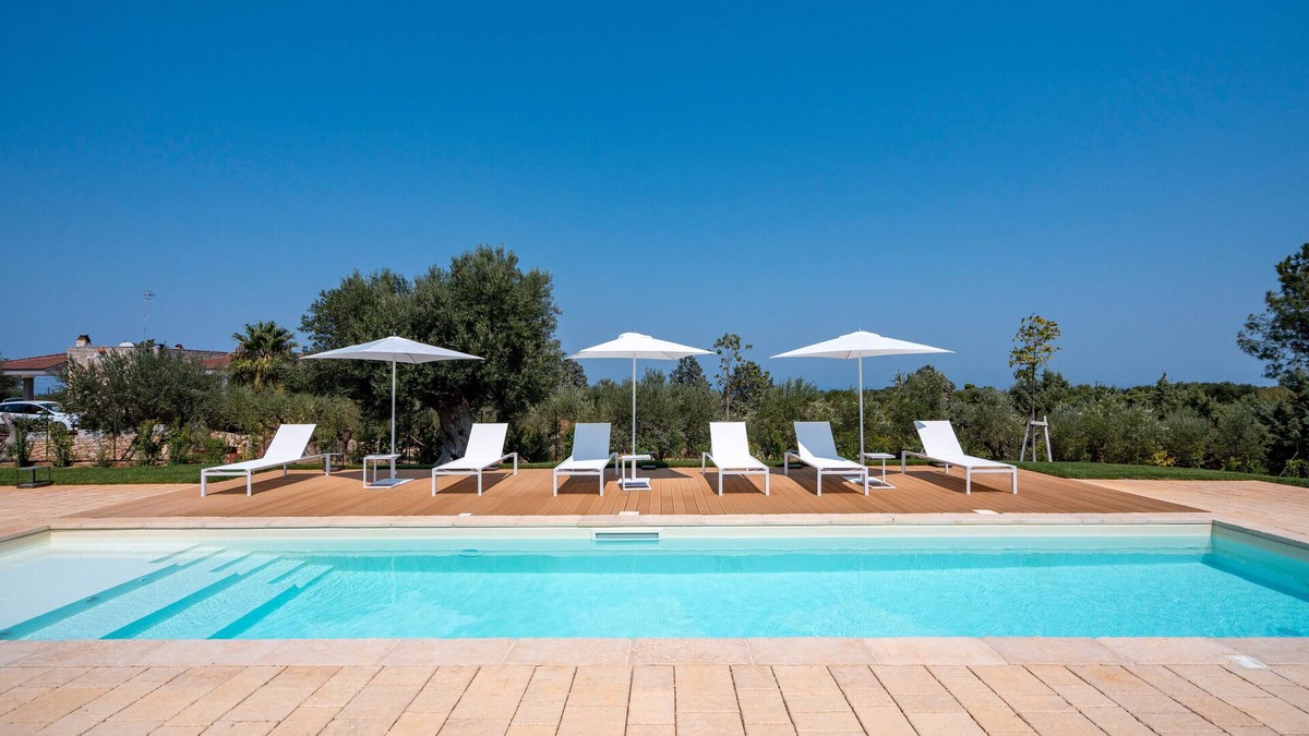 Polignano a Mare Villa | Villa 'Capobianco' with Sea View, Wi-Fi and Air Conditioning