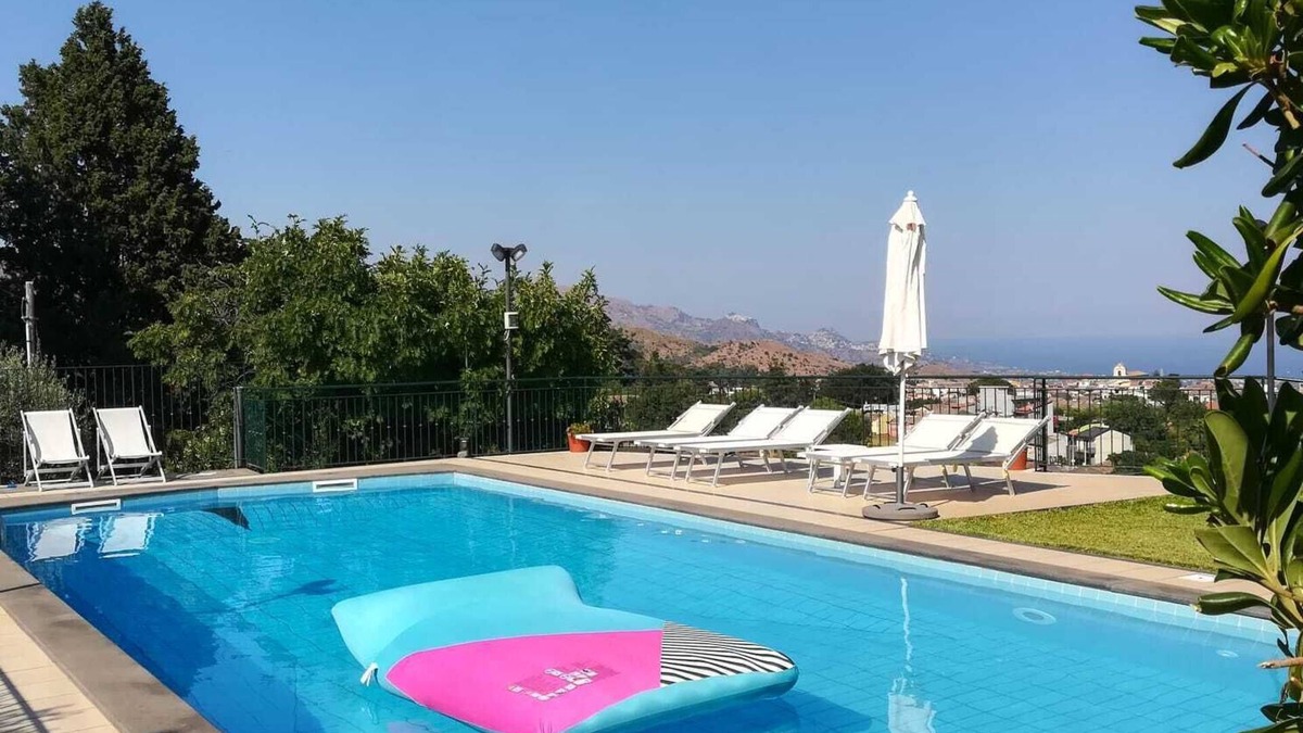 Piedimonte Etneo Villa | Villa Capogrecale Private Heated Pool - CIN IT087035C245SN2KMN
