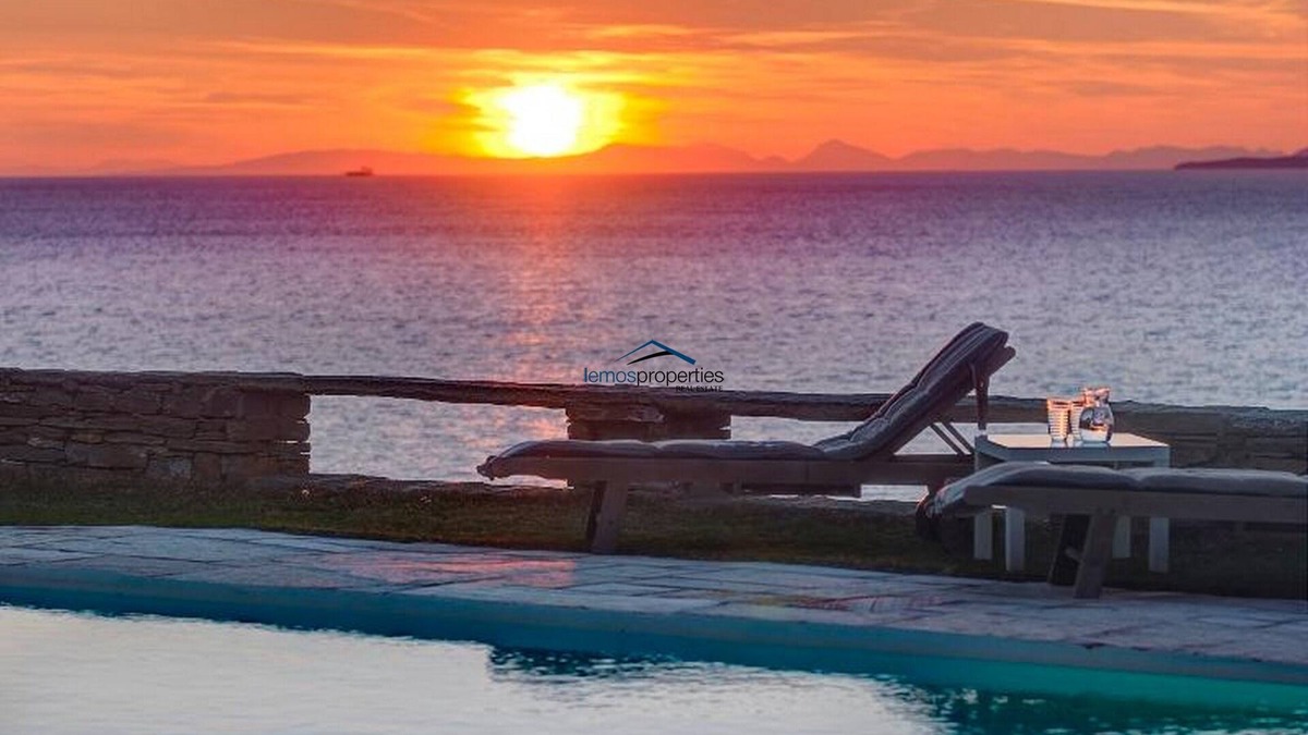 Kea Villa | Villa Casa Bianca on the waterfront, one minute walk to a small sandy beach