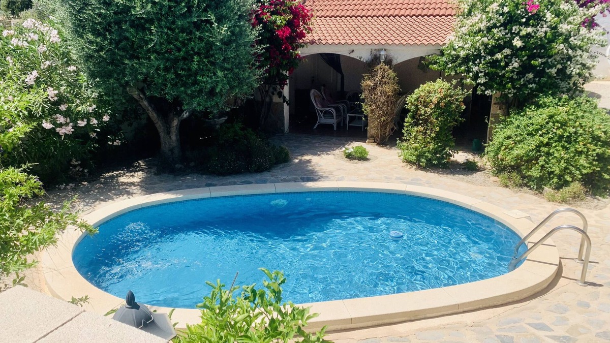 Fortuna Villa | Villa Casa Hermosa in Los Banos De Fortuna, 200 metres from spa baths, with pool